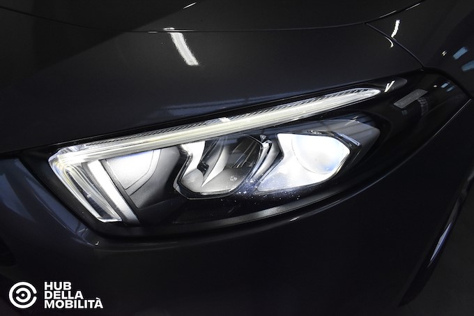 MERCEDES-BENZ A 180 d Automatic Sport